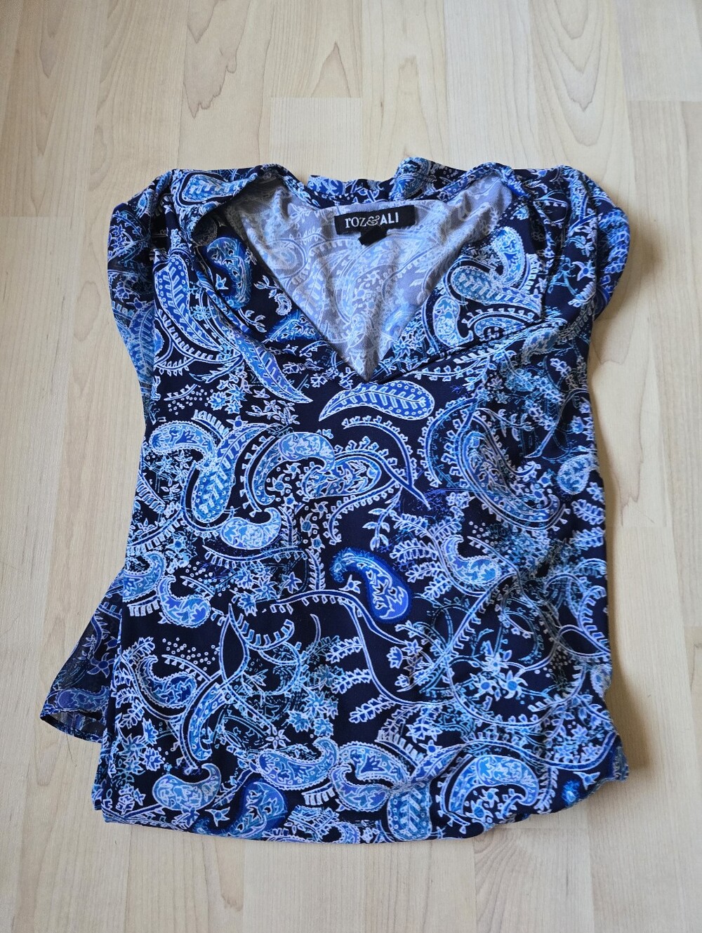 Roz&Ali Blue Paisley Bell Sleeve Dress Size Medium Petite